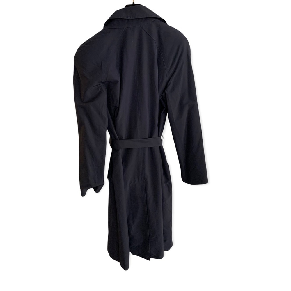 Black Chanel Trench Coat in Very Good Condition - Picture 3 of 9